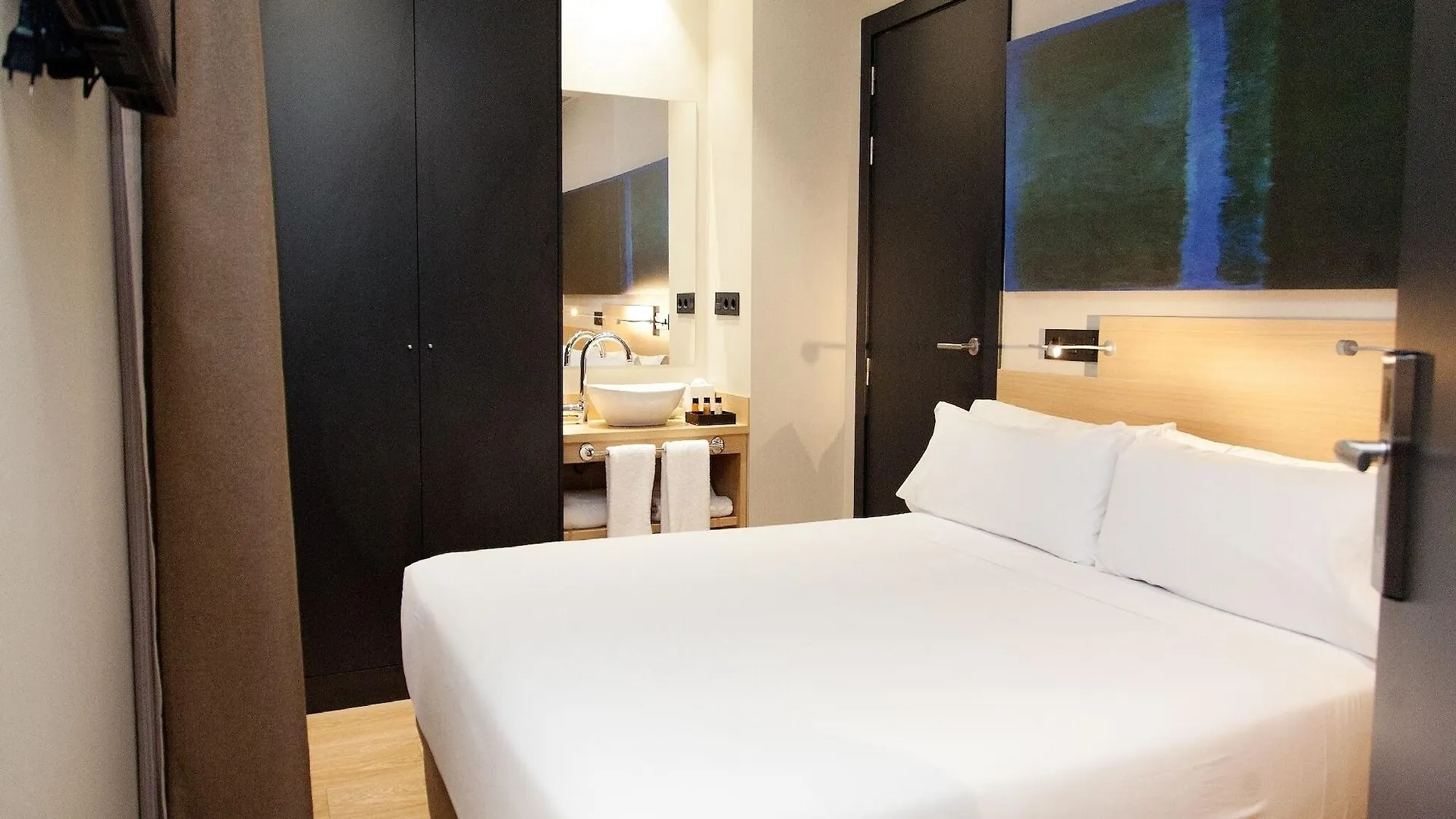 Hotel Ambit Barcelona 4*,